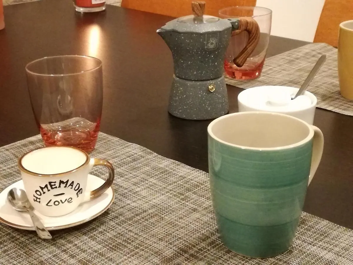 דירות אצ'י קסטלו La Casa Di Ale 0*,  איטליה
